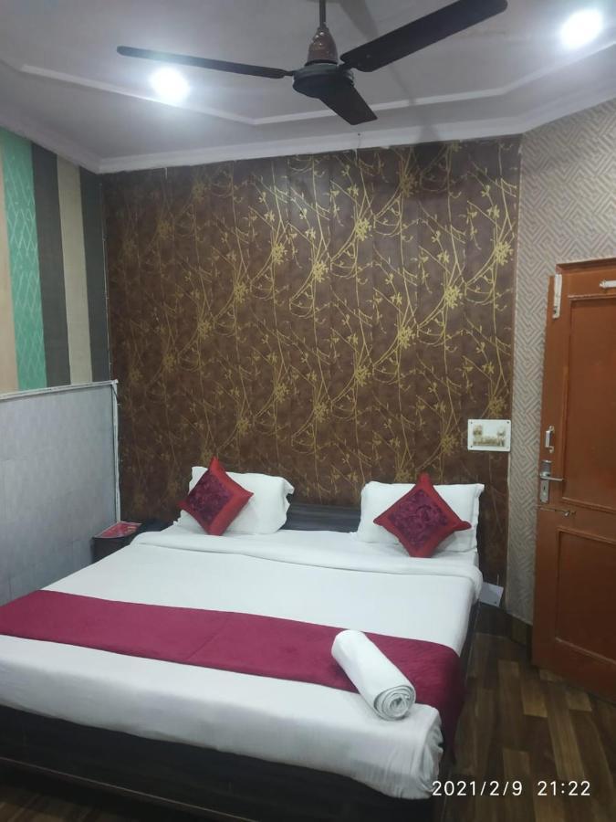 Hotel Aarti Darshan Haridwār Eksteriør billede
